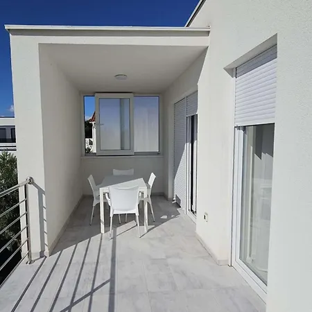 With A Parking Space - Mulo, Zadar - 19047 Apartamento Vrsi
